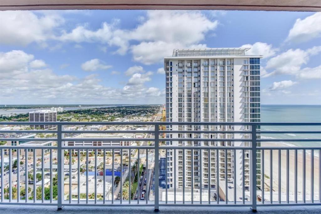 Gorgeous 2 Bedroom Master Jacuzzi Suite Ocean Walk Vacation Condo 2432 Daytona Beach Esterno foto